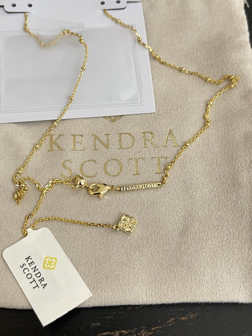 New Kendra Scott Holiday Tree Necklace Gold Green Christmas w/ Pouch Authentic! - Picture 7 of 9